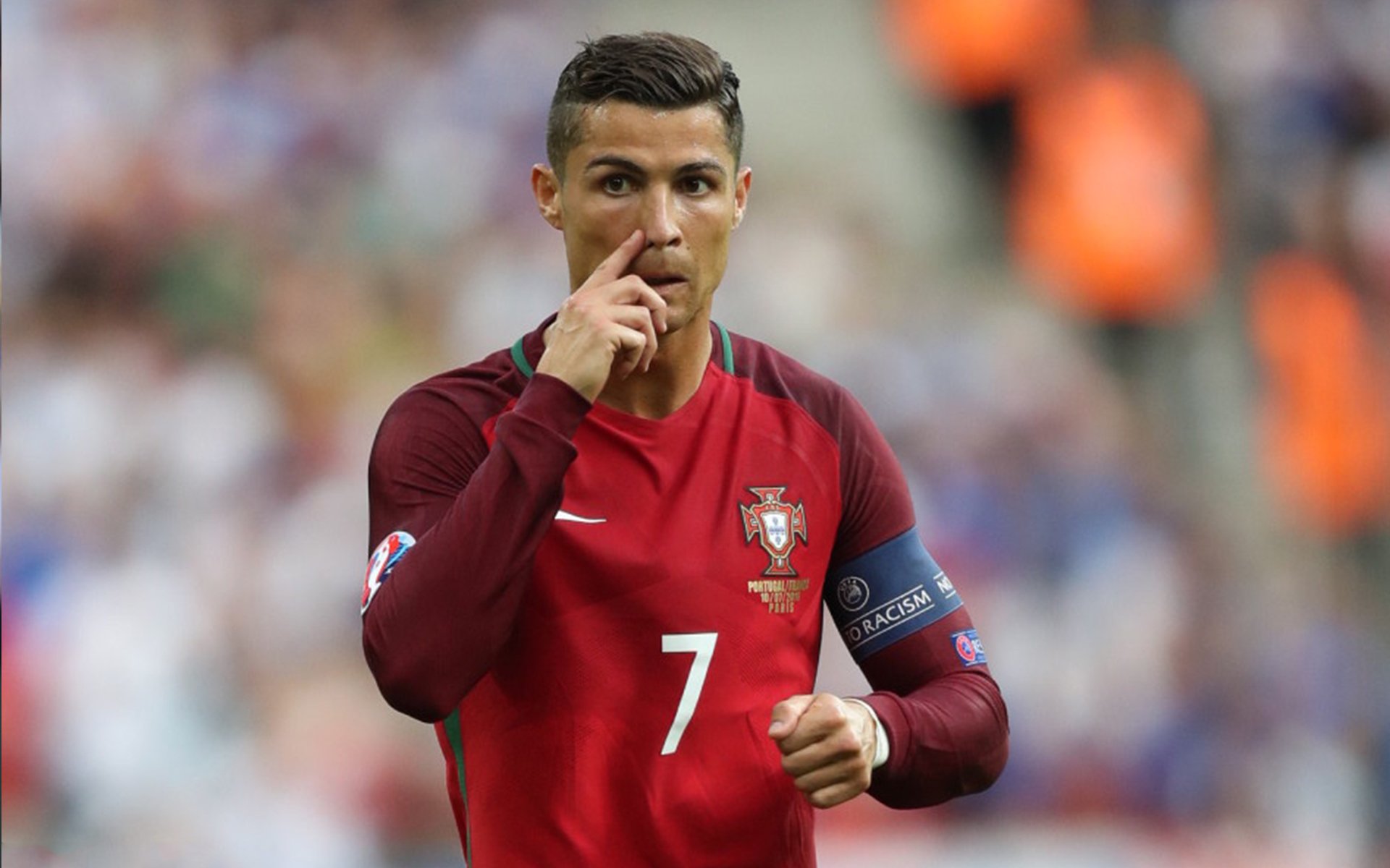 伊朗男队在四分之一决赛中意外击败日本队，进入半决赛，成为本届赛事的一大亮点。