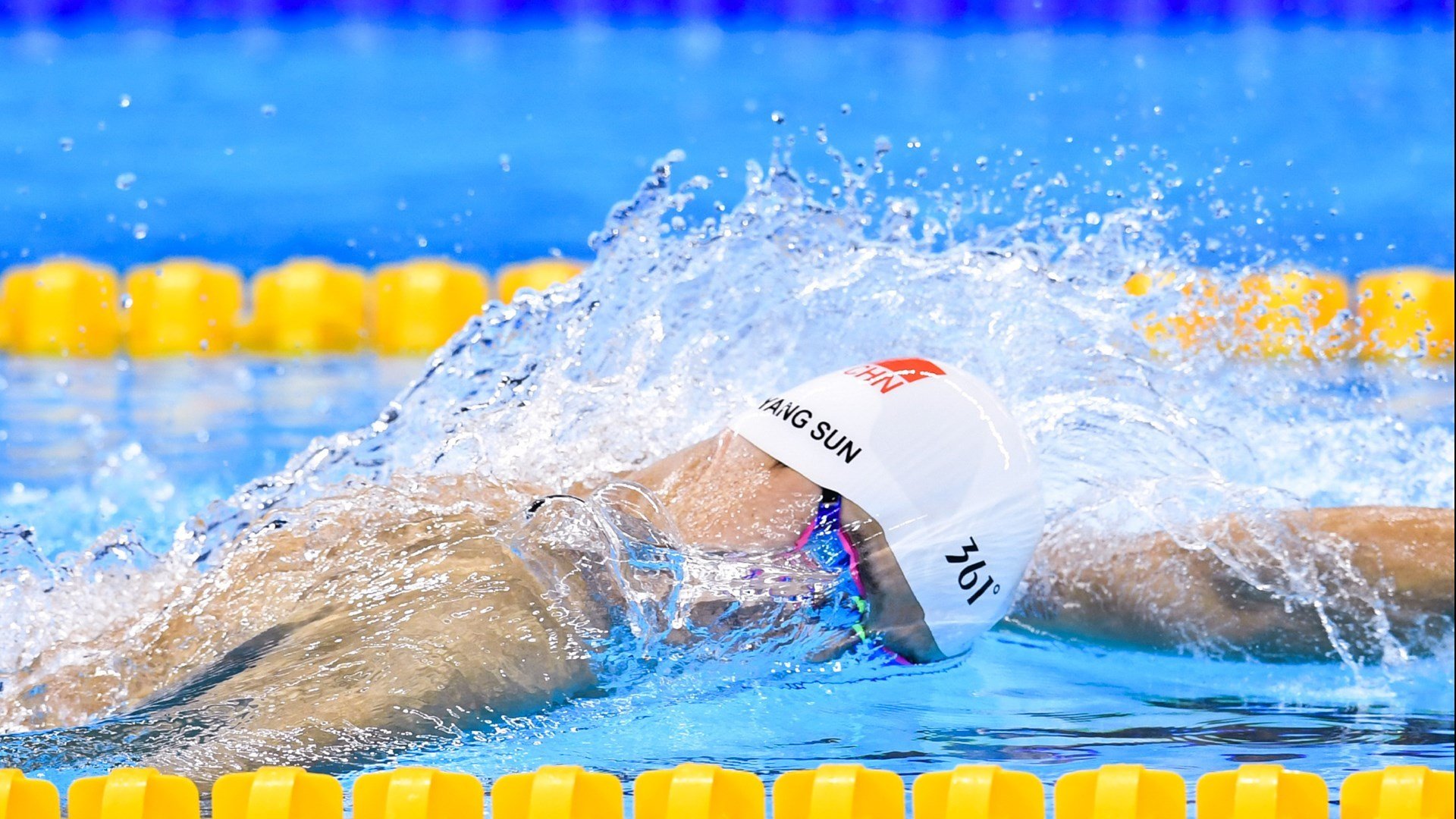 欧冠“闪耀之夜”：那些令人屏息的明星表现